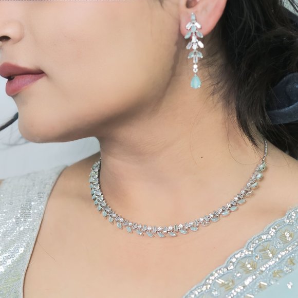 Exquisite Elegance: Lab Grown Diamond Necklaces