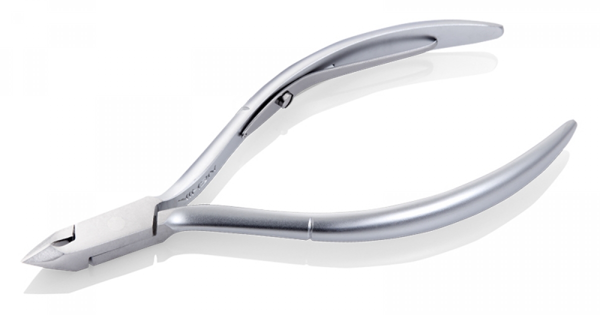 High-quality stainless steel cuticle nipper for precise nail care in New York.